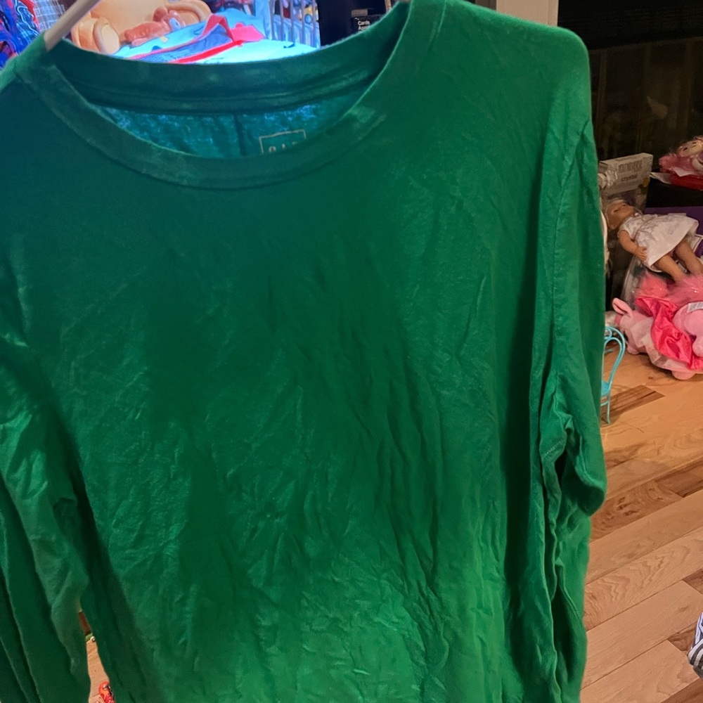 Green shirt